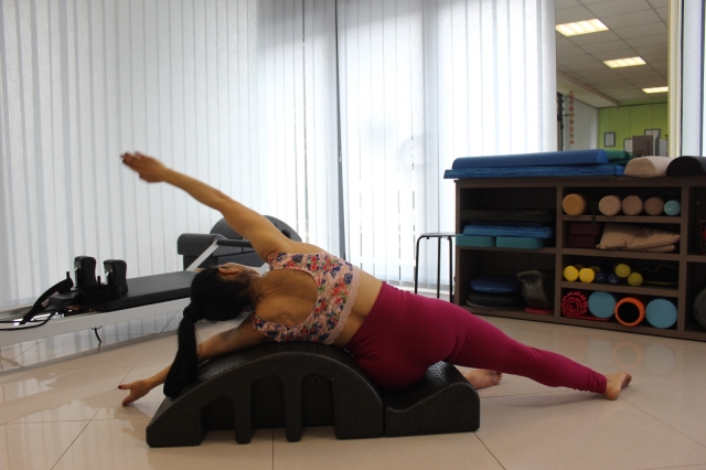 Pilates con piccoli attrezzi Spine Corrector Lateral Flex